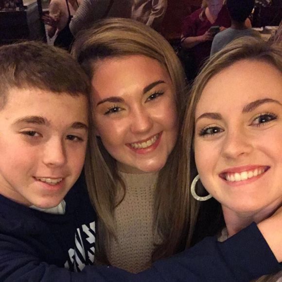 Meet your Posher, Kimberle - Picture 1 of 1